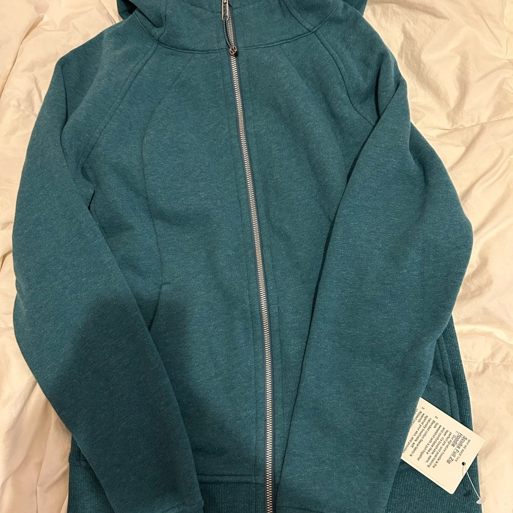 Women’s NEW Lululemon scuba full zip up hoodie